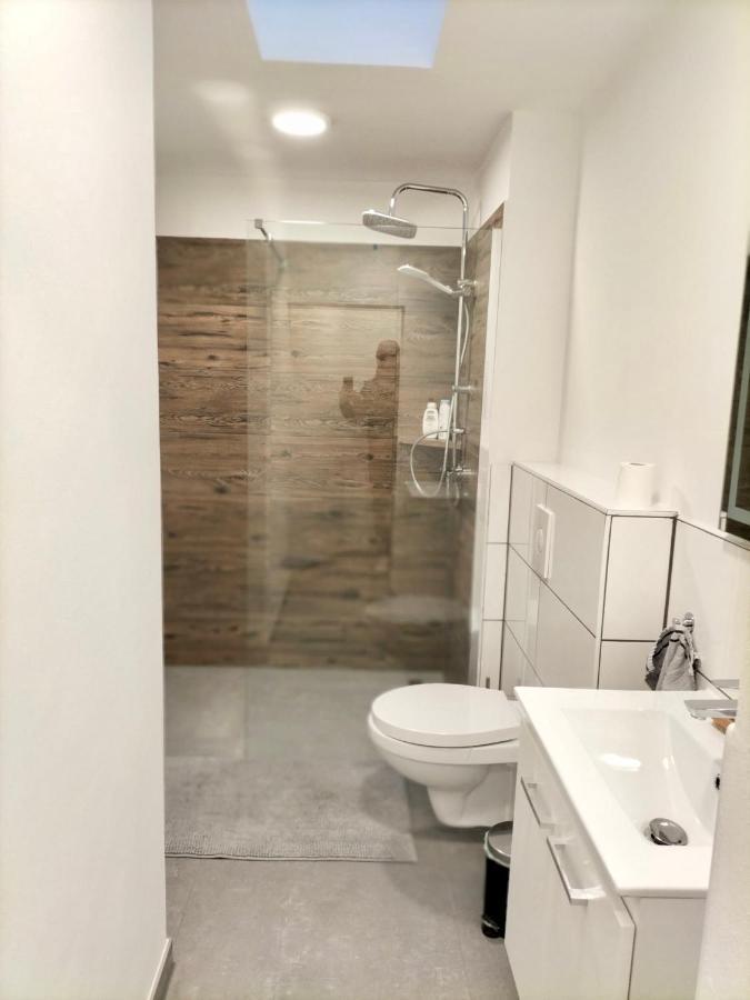4ZKB Erholsame Erdgeschosswohnung +Terrasse +Parkplatz Oldenburg Exterior foto